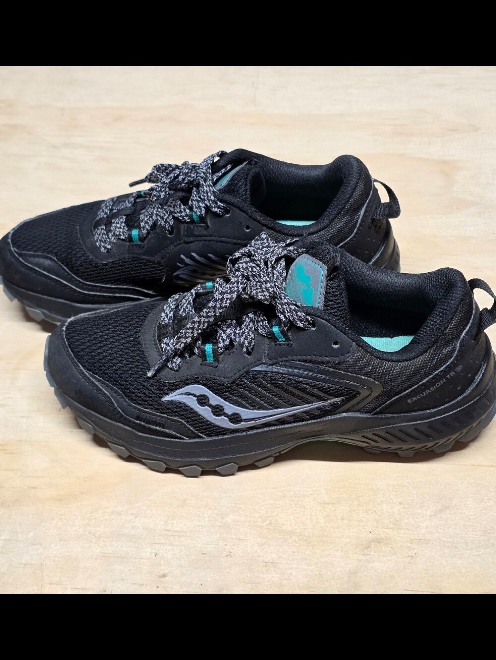 Saucony Excursion Womens Trail Running Hiking Shoes